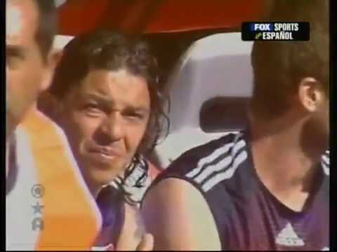 Resumen de Fútbol de Primera: Apertura 2006 - River Plate 3 - Boca Juniors 1