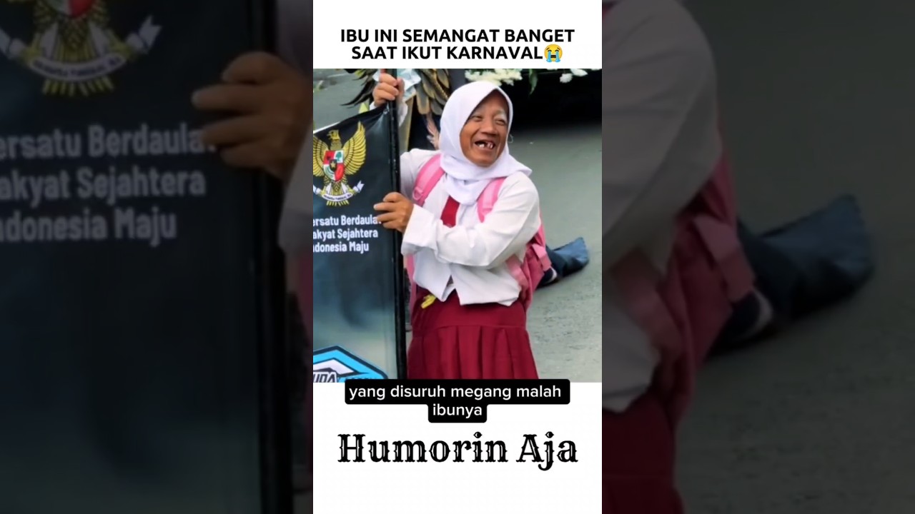 IBU INI SEMANGAT BANGET IKUT KARNAVAL