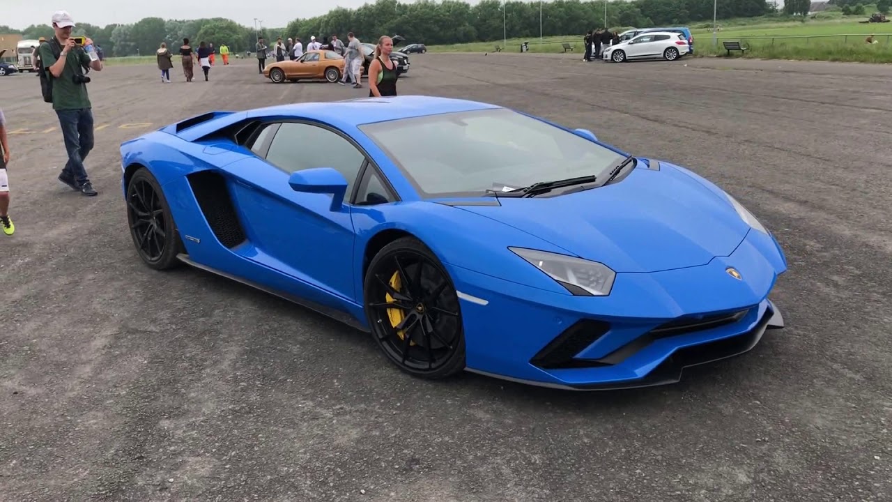 Car Show (Well - End Of) @ Whitchurch Airfield, Bristol 10-06-18