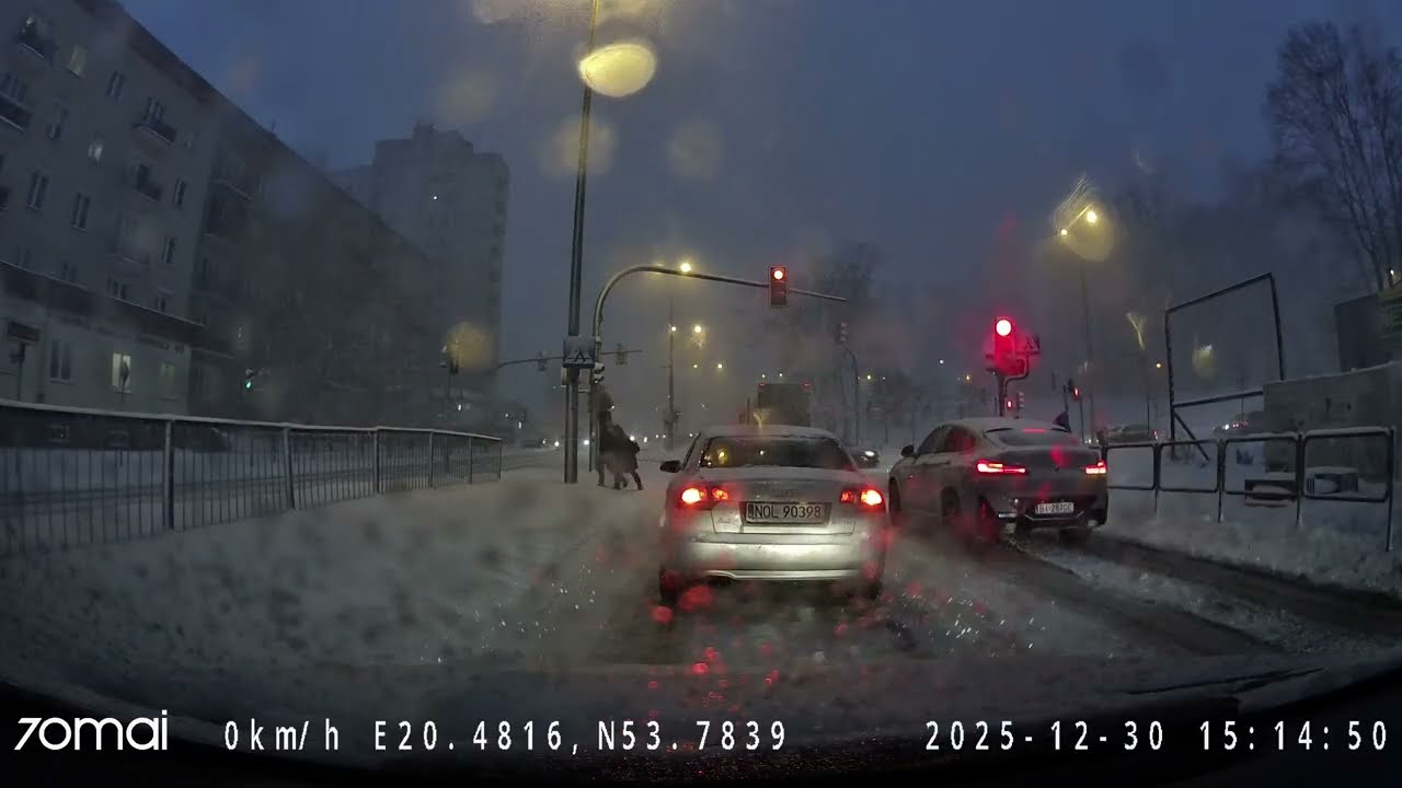 Zasypało Olsztyn.Ekstremalne warunki drogowe.Śnieg pada już od wielu godzin.Zima Stulecia 30.12.2025