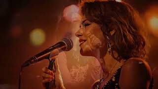 Smooth Jazz Melodies 🎷 Step Back to the 1920s-1940s for a Retro Experience