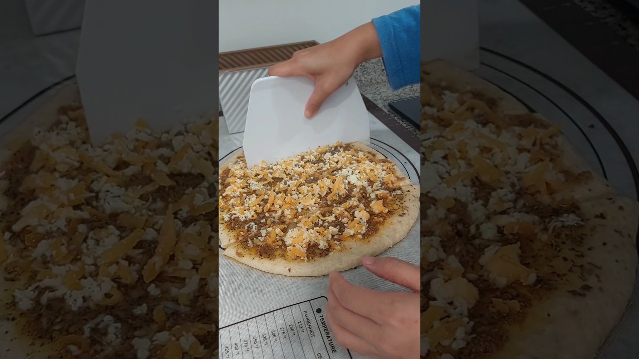 Pull apart onion garlic bread pt.1 