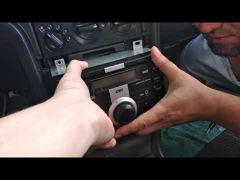 Как снять штатную магнитолу Daewoo Nexia часть 2