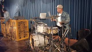 Download Lagu saiful drumcam (hampa medley pergilah kasih) MP3