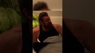 When you suddenly wake up next to Hafthor Bjornsson😂 #thedutchgiant #hafthorbjornsson