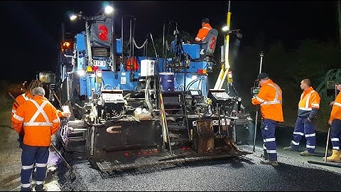 Automatically pave to a design with Trimble PCS900