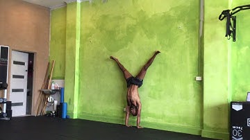 handstand side bends