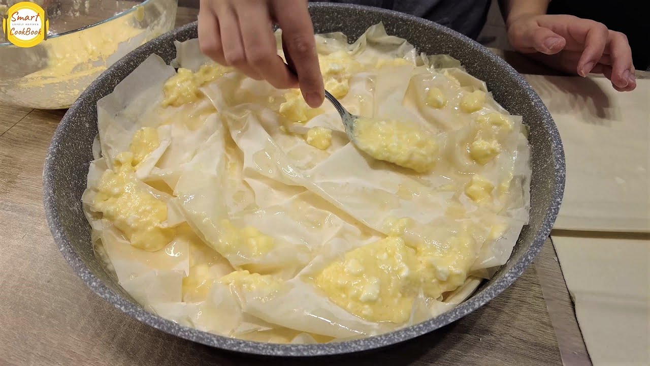 Баница с готови кори и сирене. Моята домашна наложена баница за Нова година.