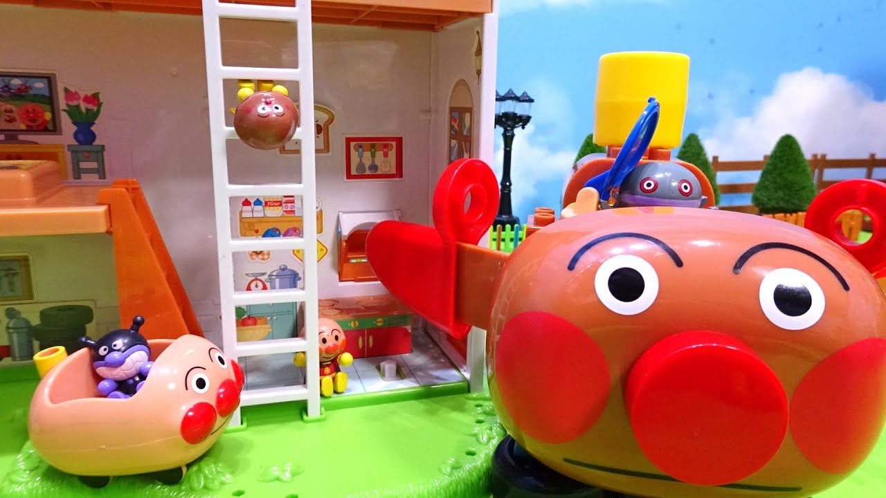 アンパンマンのおもちゃのねじとドライバーでアンパンマン号を組み立てて、だだんだんを乗せて遊ぶよ♪