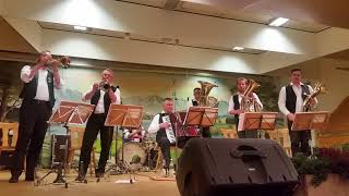 "Zubrovka Polka" von A.Zvacek. Weinviertler Mährische Musikanten