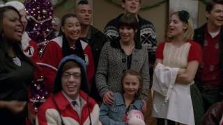 GLEE Full Performance of Do They Know It&#39;s Christmas