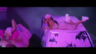 7 ring .Ariana grande