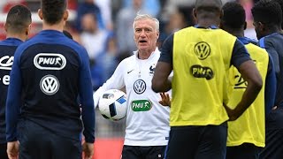 Focus sur Deschamps à l'entraînement