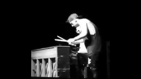 josh dun drumming !