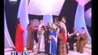 Gülben Ergen & Orhan Gencebay Kürtce Ve Türkce Halay Sarki Diyarbakir Cocuk Korosu Show Tv