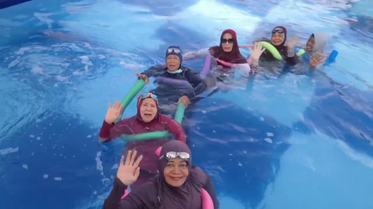 AQUA YOGA UNTUK EMAK - EMAK