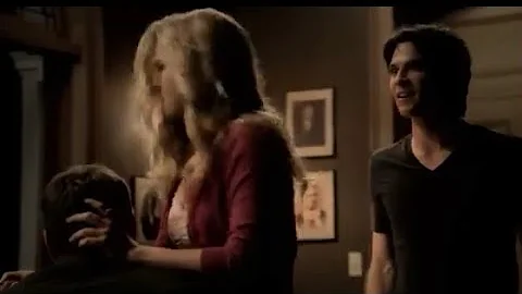 ¿Es Elena el padre de Damon?