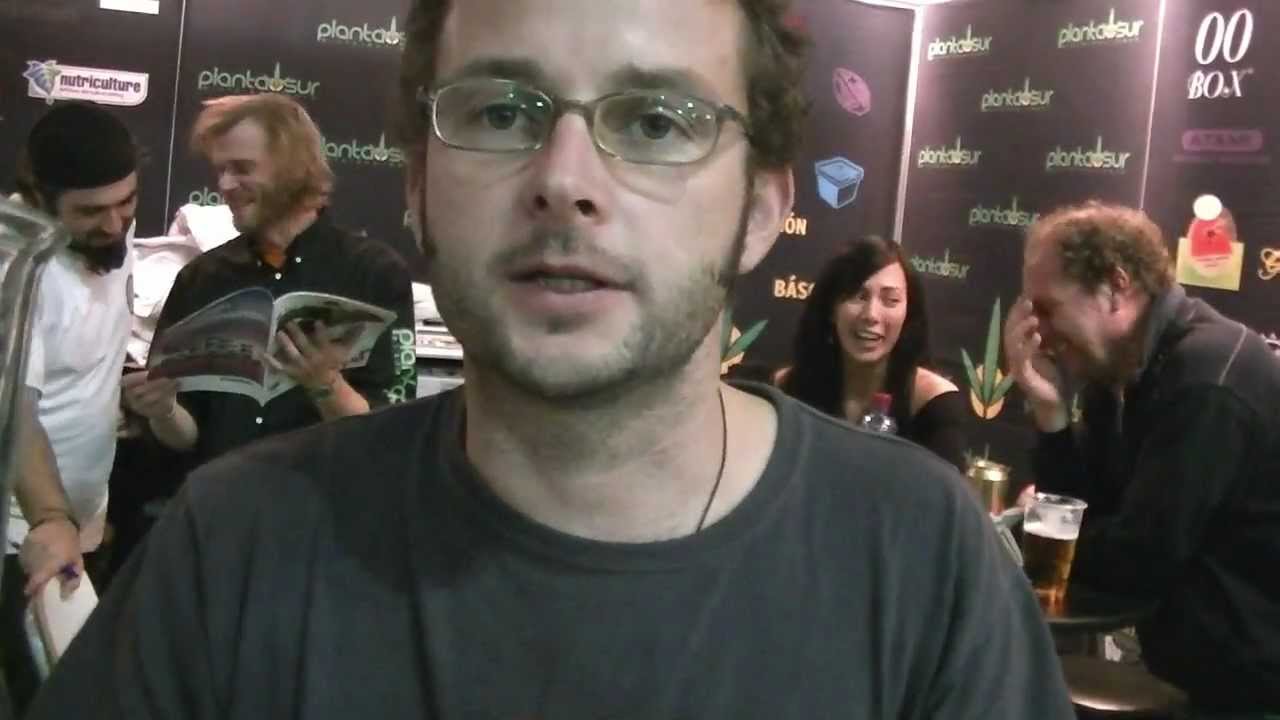 Cannafest 2011 Vapocane & Vapbong