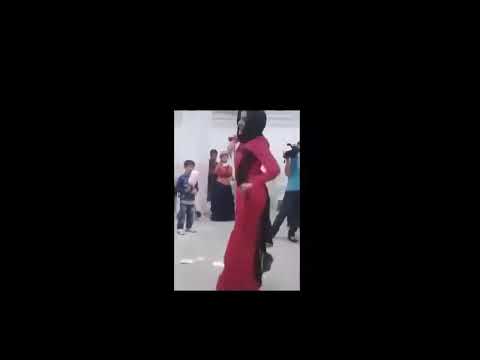 Türbanlı Keke Dansözün Sexe Çağırma Dansı (allah görmeden izleyin silincek)