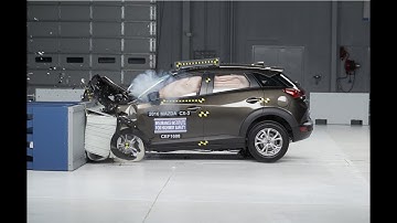 2016 Mazda CX-3 original moderate overlap crash test (extended footage)