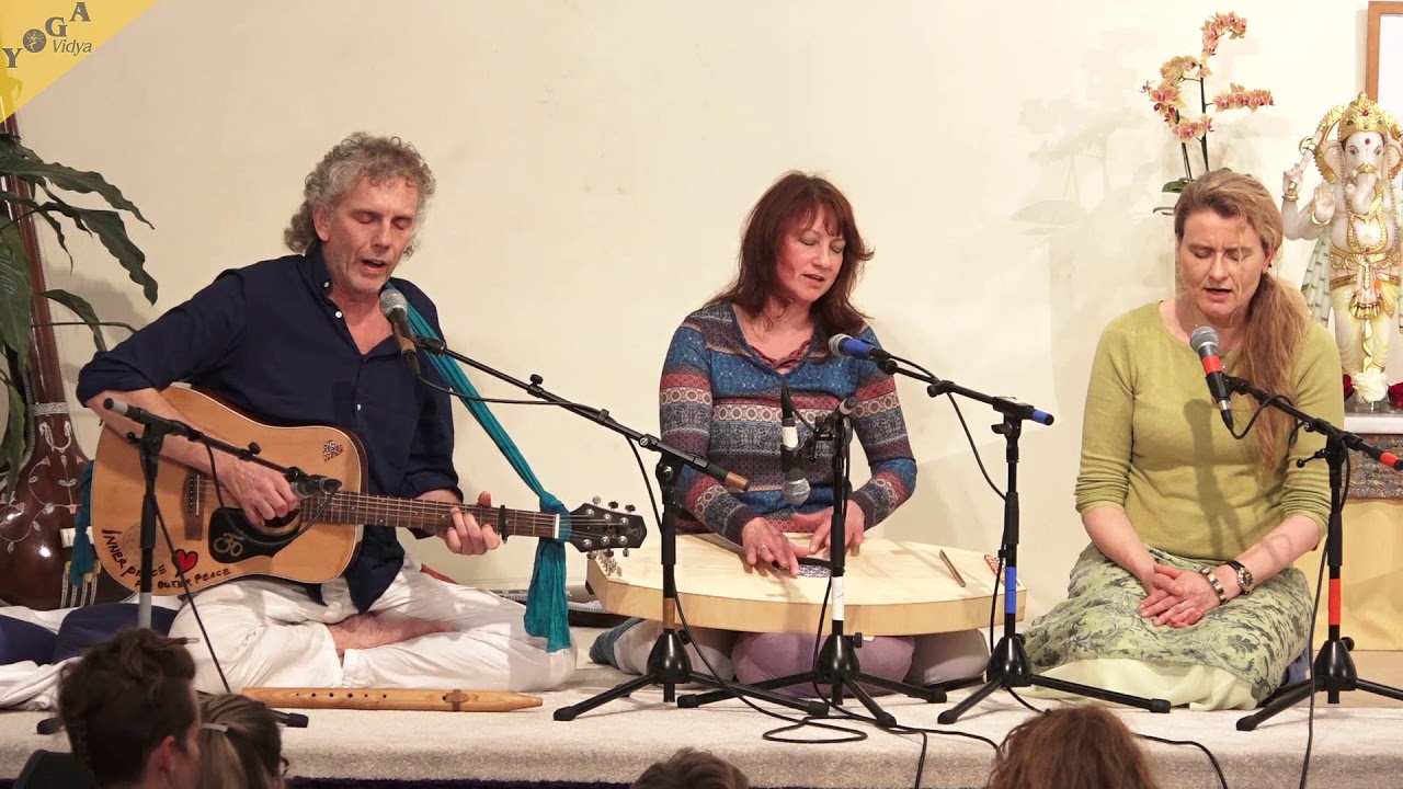 Om Tryambakam by Birgit, Harry und Heike meditation for anxiety