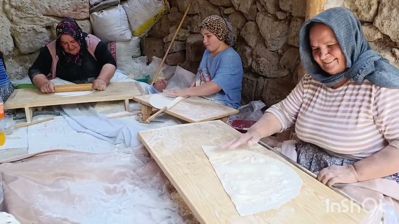 BUGÜN ANNEMİN KIŞ EKMEĞİNİ YAPTIK SACLAR TAHTALAR ALMADI