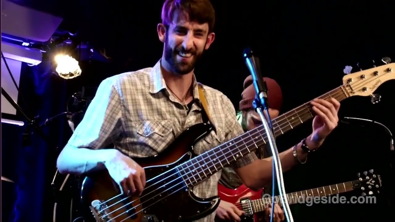 ShwizZ perform "Dream Drop" on Bridgeside Live S1 Ep2 (Song 5/8)