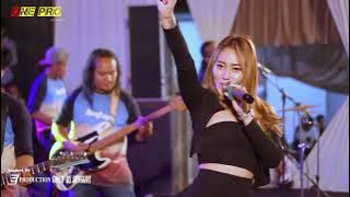 Angel//Vita Alvia ONE PRO live In Pesanggaran (cover)