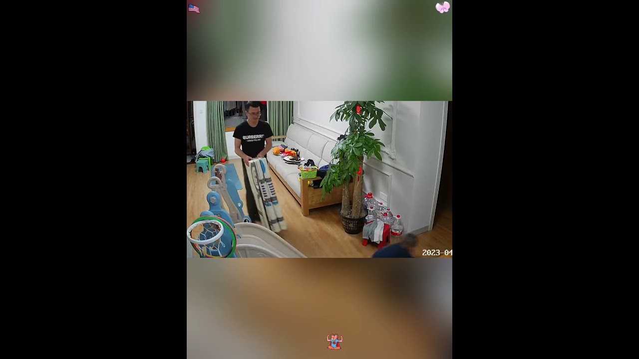 When a child in danger, a father’s reaction 🥹