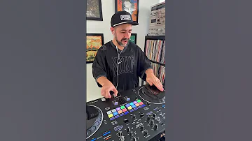 Scratching On Pioneer Dj DDJ REV5 Controller Pioneerdj Pioneerrev5 Djshock Scratchdj 
