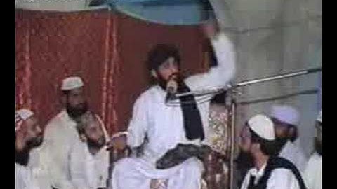 Shan e Ghous e Azam by Hanif Qureshi 2/15