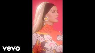 Katy Perry - Harleys In Hawaii (Vertical Video) Resimi