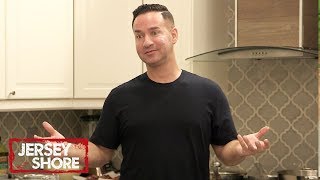 Snooki & Mike Argue Over Taylor Ham & Pork Rolls | Jersey Shore: Family Vacation | MTV