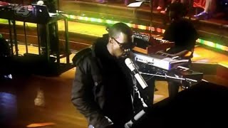 Kanye West - I Wonder 2007 Vodafone Live Performance