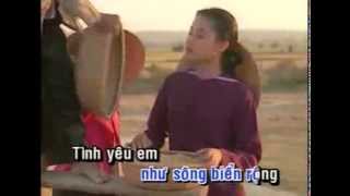 Video thumbnail of "TRƯỜNG VŨ - TÌNH EM BIỂN RỘNG SÔNG DÀI"