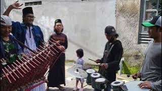 Keren!!! Pengamen Jalanan Menyanyikan 'Mars Mafia Sholawat' Bersama Abah