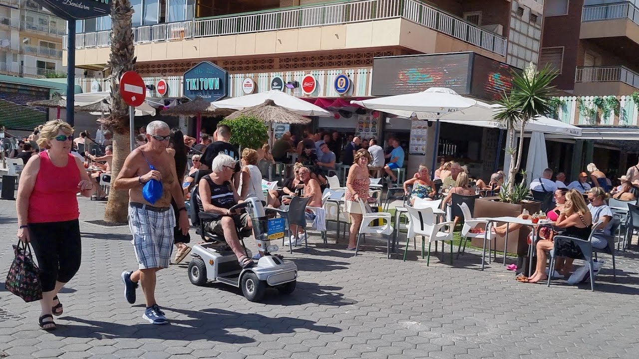 Donde está benidorm como llegar