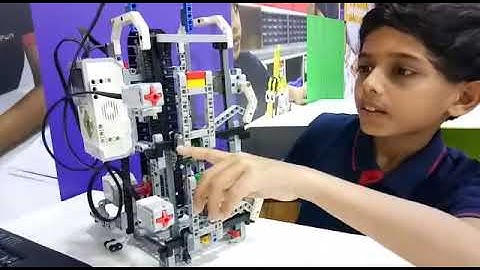 Lego Automated Elevator - Dakshraj Jadeja- RFL Ahmedabad(8980172306)