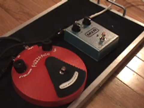 Dunlop Fuzzface vs BC108 Silicon Fuzz pedal shootout