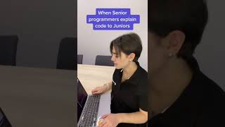 When seniors explain code to juniors 😌