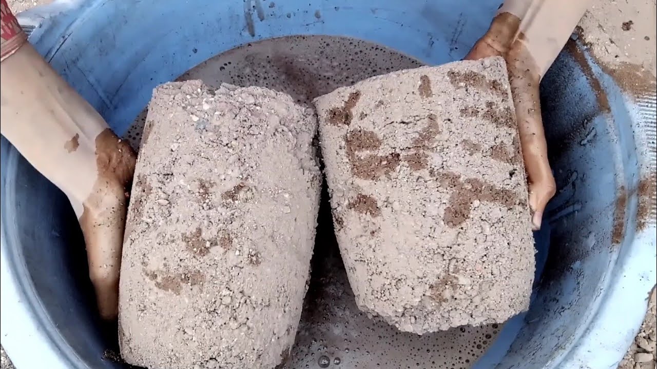 New video📸💯🔥bajri smokey dusty dols crumbling in water+dry floor ASMR crumbling 💦🤤