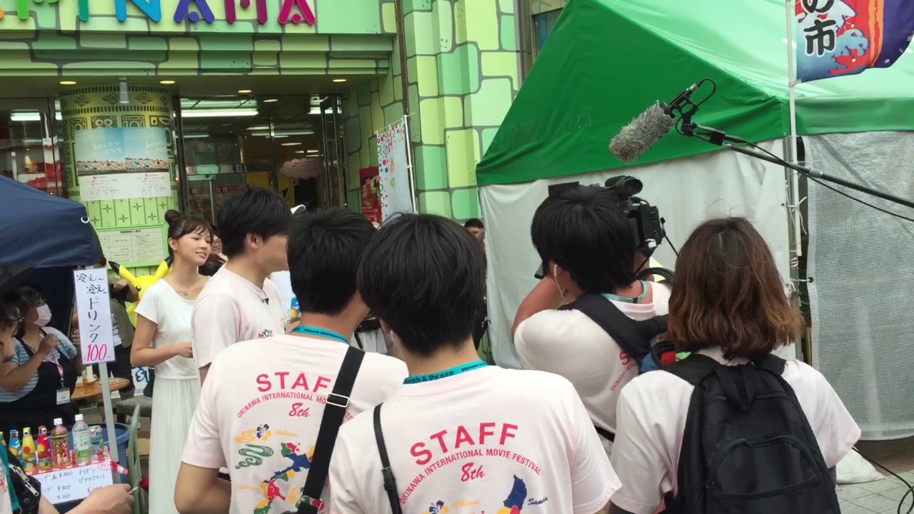 よしもと沖縄花月前 ケンコバVSおばちゃん( ^ω^ ) YouTube