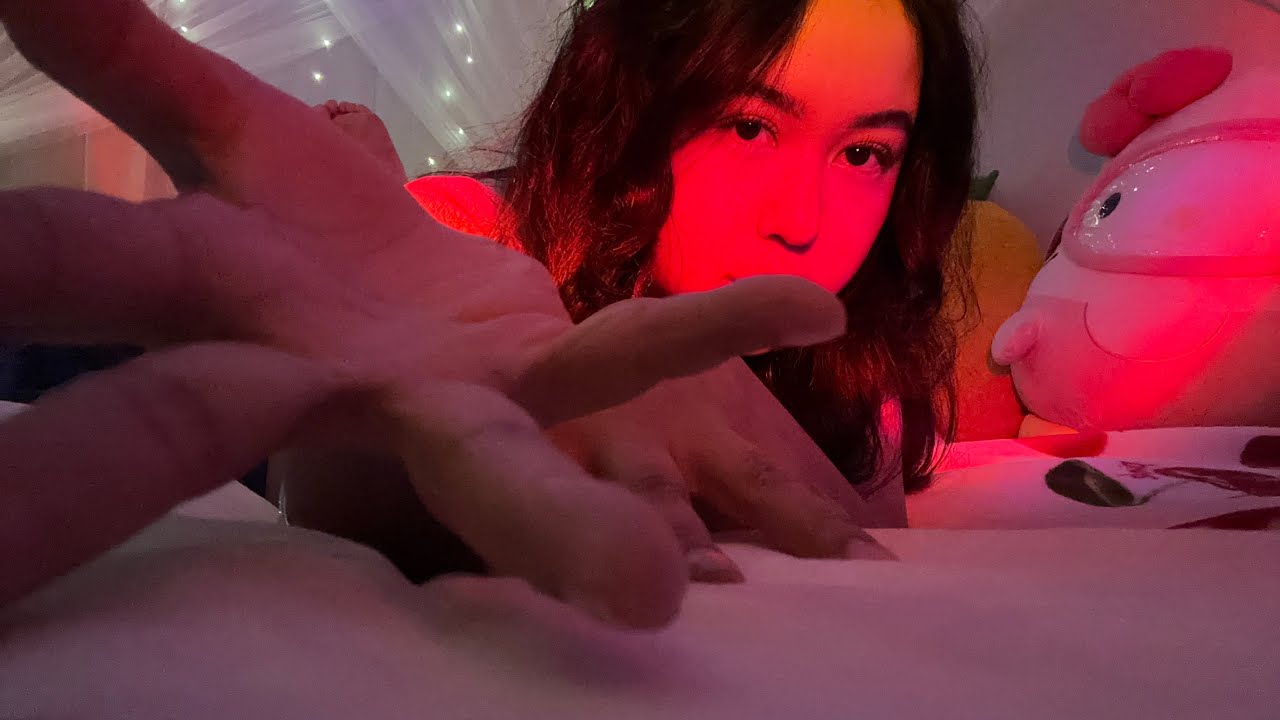 ASMR | Intense plucking and snipping🤫for 10 mins  (Echo effect , mouth sounds) 👄