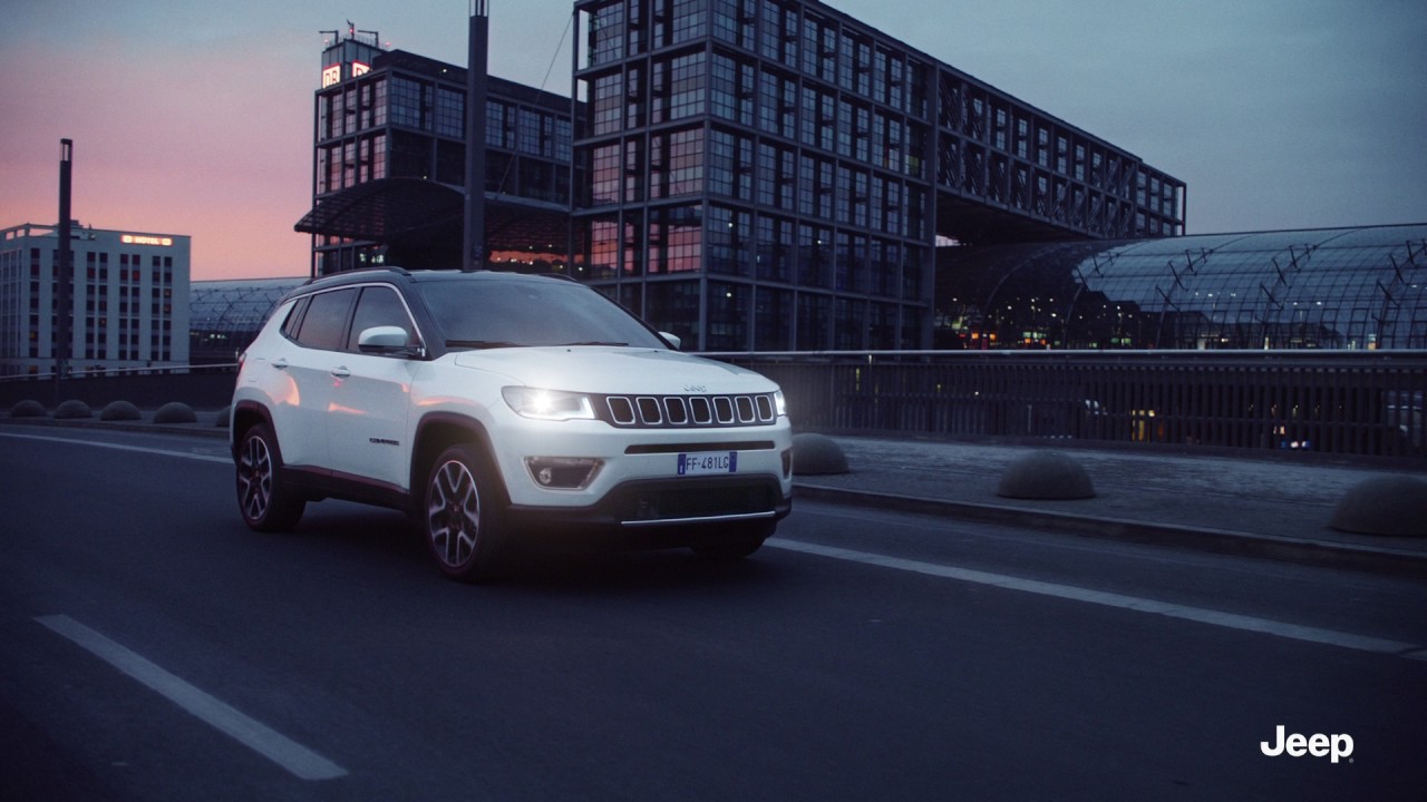 Jeep Compass Suv Mit Elegantem Profil