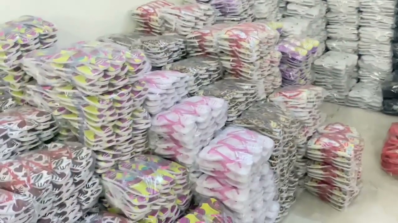 Fábrica de chinelos baratos 