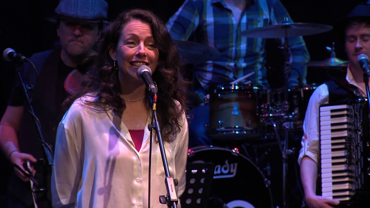 Theme Night #23 - If I Should Fall Behind (Larry Gallagher and Siobhan O'Farrell)