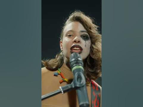 Ника Жукова - Девочка-плакса - YouTube