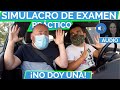 Examen práctico de conducir con comentarios del profesor.