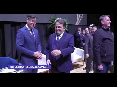 Bolsonaro recebe título de Comendador em Goiás