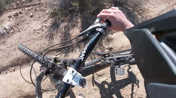 Corona Skyline: Troy Lee trail Downhill mountainbi...